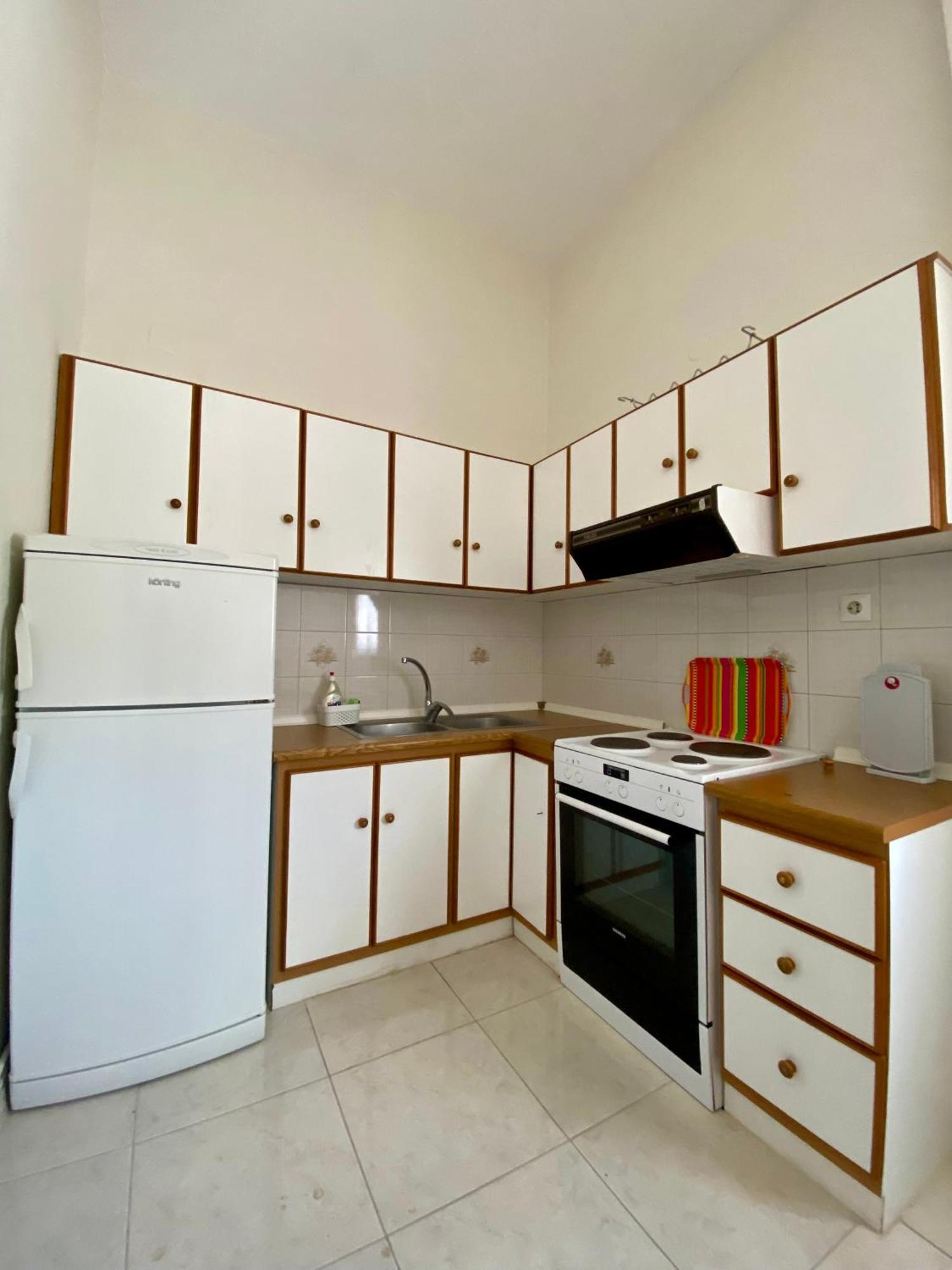 Venice Studios & Apartments Ставрос Экстерьер фото